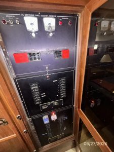 electrical, Hatteras 42 LRC, trawler for sale