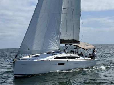 Jeanneau 349