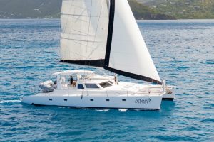 underway, Voyage 520, catamaran for sale