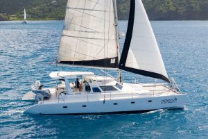 underway, Voyage 520, catamaran for sale