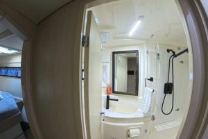 bath, Leopard 51 PowerCat, trawler for sale