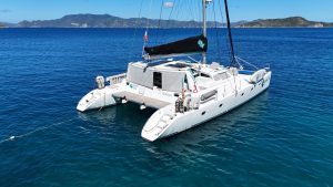exterior, Voyage 500, catamaran for sale