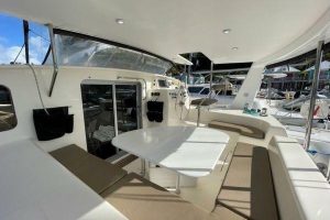 cockpit, Voyage 500, catamaran for sale