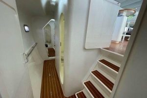 interior, Voyage 500, catamaran for sale