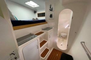 bed, Voyage 500, catamaran for sale