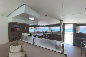 salon, Bali 4.6, catamaran for sale