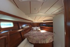 bed, Beneteau 461 Oceanis, sailboat for sale