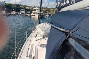 deck, Hunter 450 Passage, sailboat for sale
