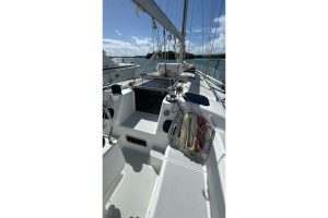 cockpit, Hunter 40.5 Legend, sailboat for sale
