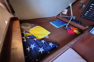bed, Hunter 40.5 Legend, sailboat for sale
