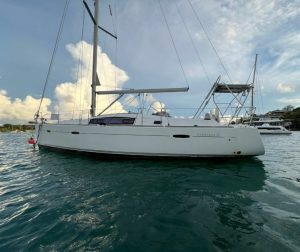 exterior, Beneteau 40 Oceanis, sailboat for sale