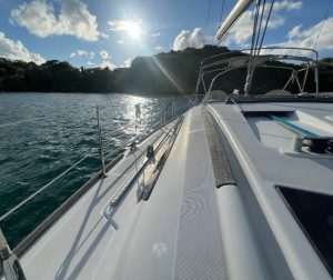 deck, Beneteau 40 Oceanis, sailboat for sale