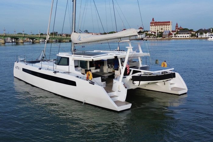 exterior, Balance 526, catamaran for sale