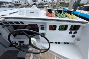 helm, Balance 526, catamaran for sale