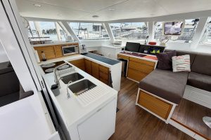 interior, Balance 526, catamaran for sale