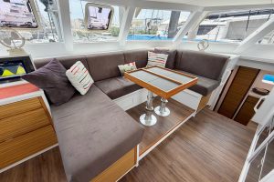 salon, Balance 526, catamaran for sale