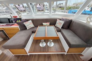 salon, Balance 526, catamaran for sale