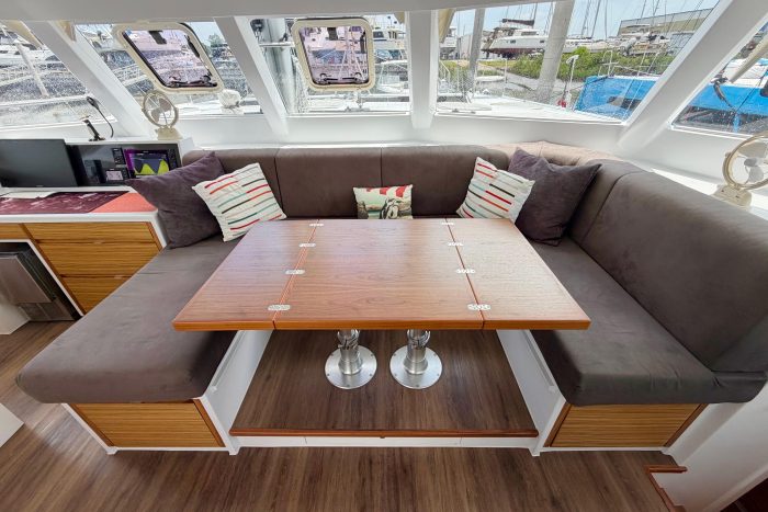 salon, Balance 526, catamaran for sale