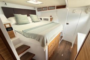bed, Balance 526, catamaran for sale