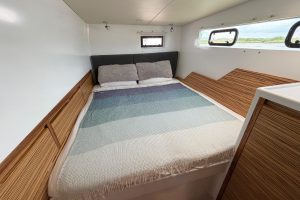 bed, Balance 526, catamaran for sale