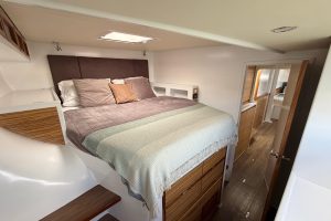 bed, Balance 526, catamaran for sale