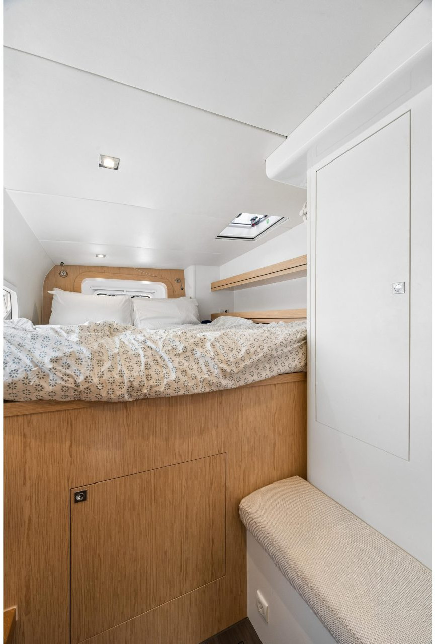 bed, Outremer 51, catamaran for sale