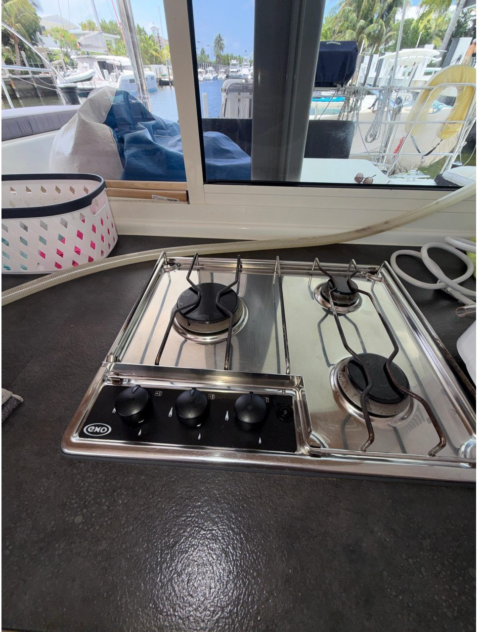 interior, Lagoon 400, catamaran for sale