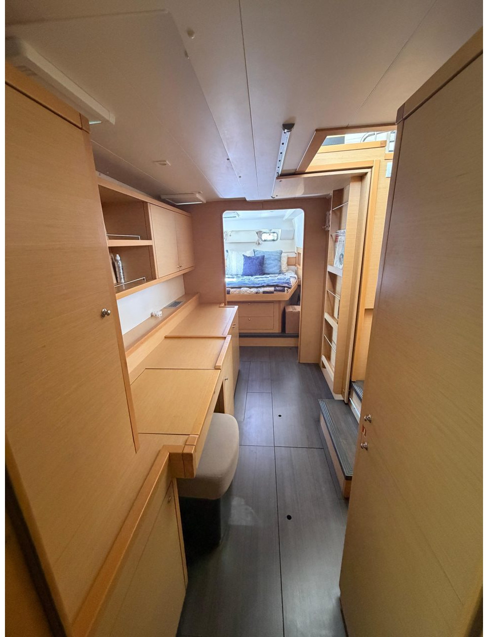 interior, Lagoon 400, catamaran for sale