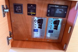 electrical, Lagoon 400, catamaran for sale