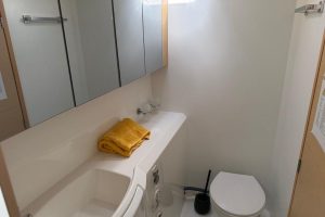 bath, Lagoon 400, catamaran for sale