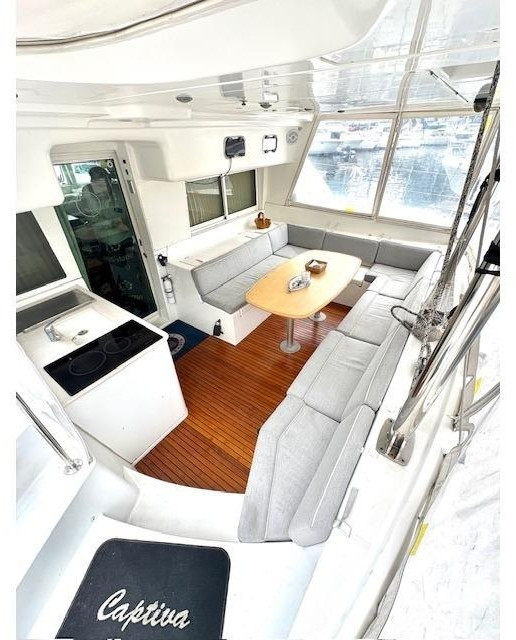salon, Lagoon 440, catamaran for sale