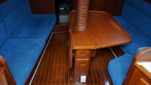 salon, Morgan 43, sailboat for sale