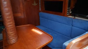 salon, Morgan 43, sailboat for sale