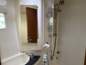 bath, Leopard 46, catamaran for sale