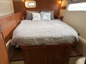bed, Leopard 46, catamaran for sale