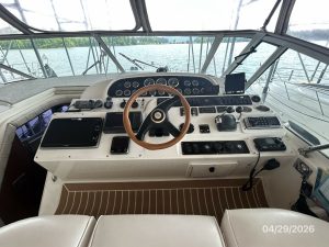 helm, Cruisers 4450, trawler for sale