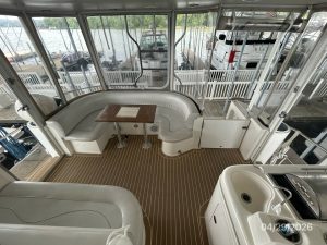cockpit, Cruisers 4450, trawler for sale