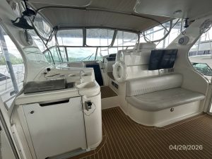 cockpit, Cruisers 4450, trawler for sale