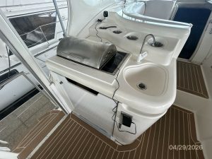 cockpit, Cruisers 4450, trawler for sale