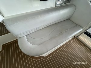 cockpit, Cruisers 4450, trawler for sale