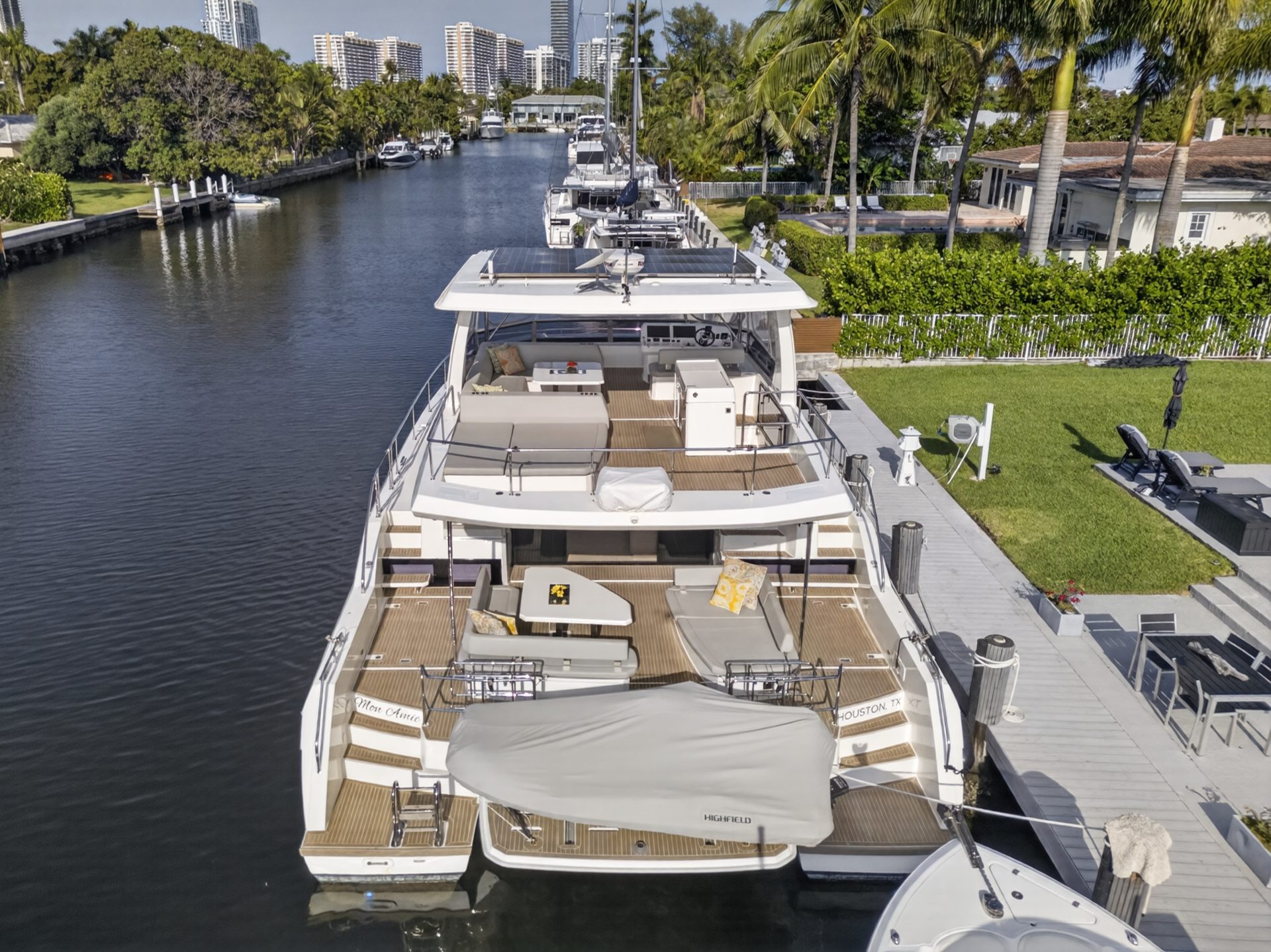 2022 Leopard 53 Powercat