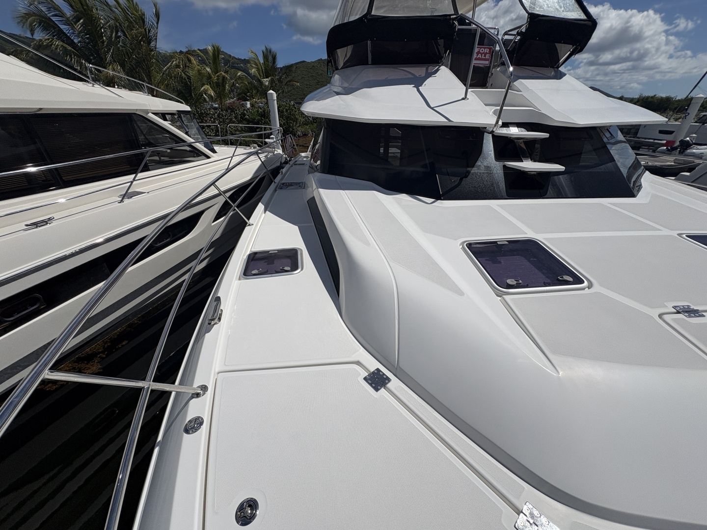 2022 Aquila 44