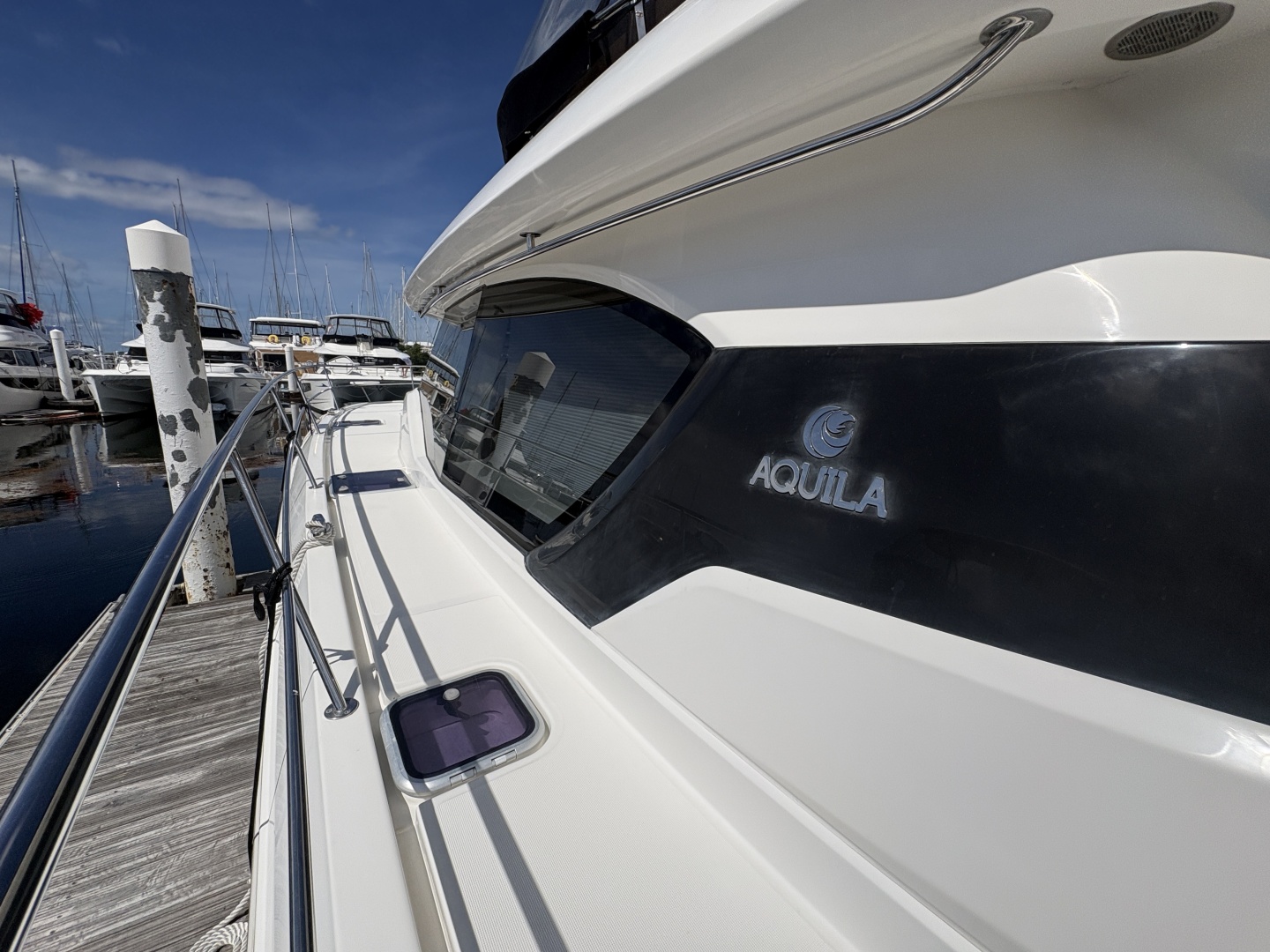 2022 Aquila 44