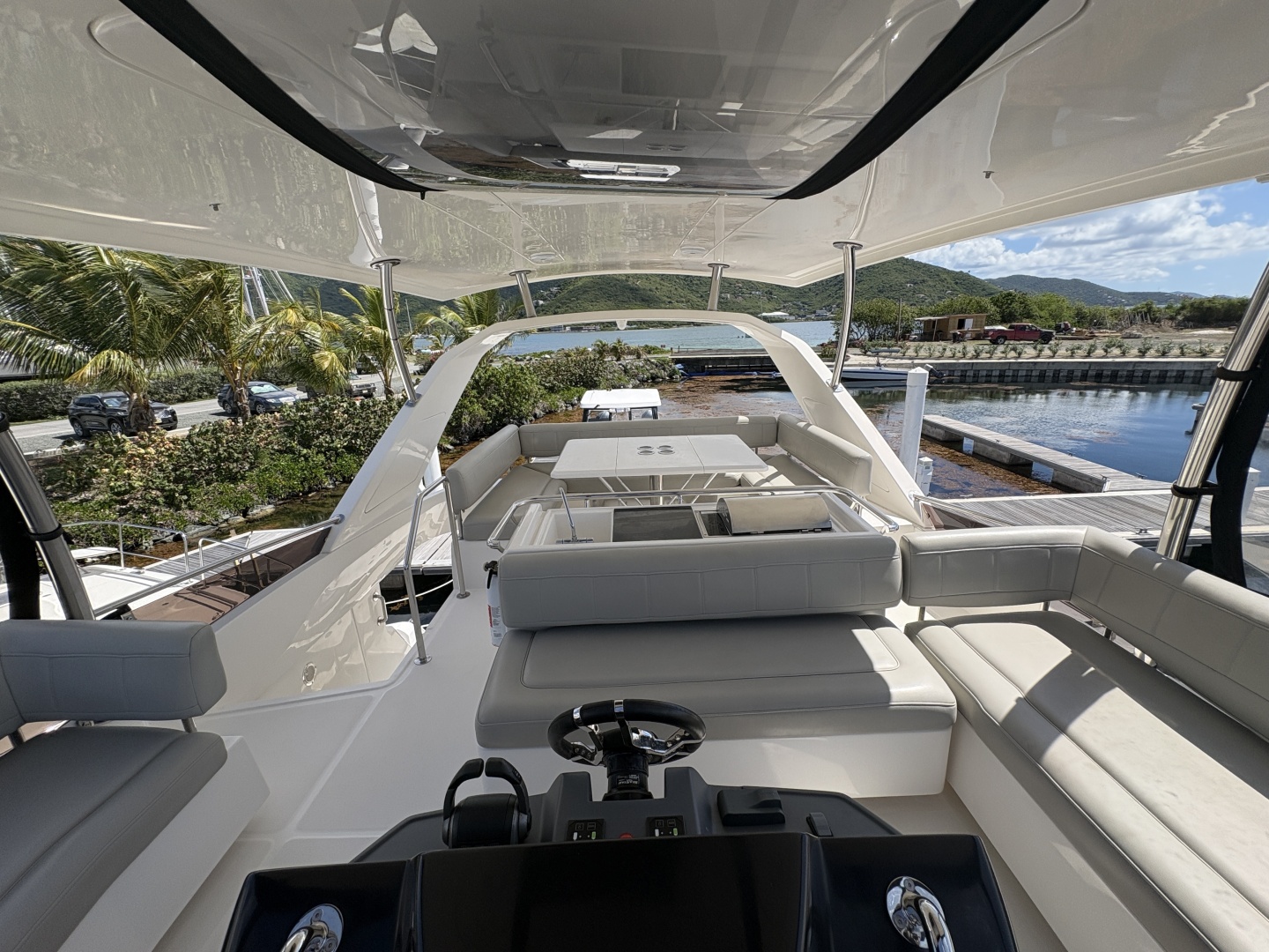 2022 Aquila 44