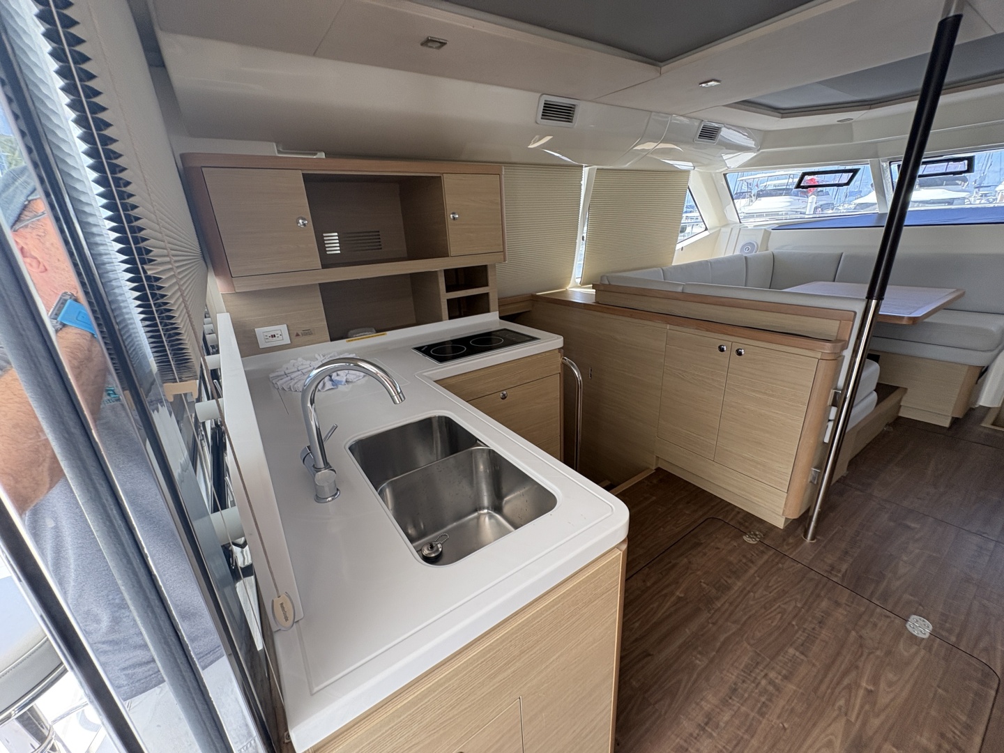 2022 Aquila 44