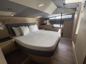 bed, Aquila 44, power catamaran for sale