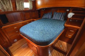 bed, Hinckley 59 Sou’wester, sailboat for sale
