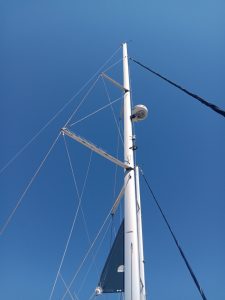 deck, Hunter 45, sailboat for sale