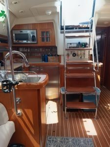 interior, Hunter 45, sailboat for sale