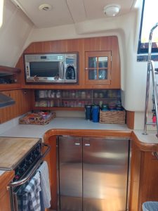interior, Hunter 45, sailboat for sale
